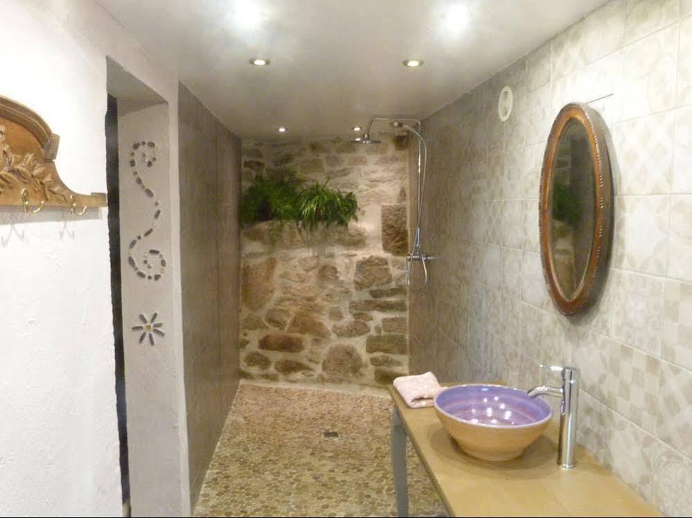Bout De Cote Bed & Breakfast Lacam-d'Ourcet Exterior photo